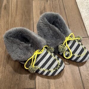 LOFT Gray and Yellow Striped Women's Slippers